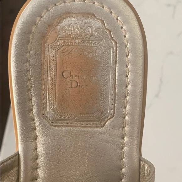 Christian Dior Thong Sandals size 39 Gold Metallic - Picture 5 of 5